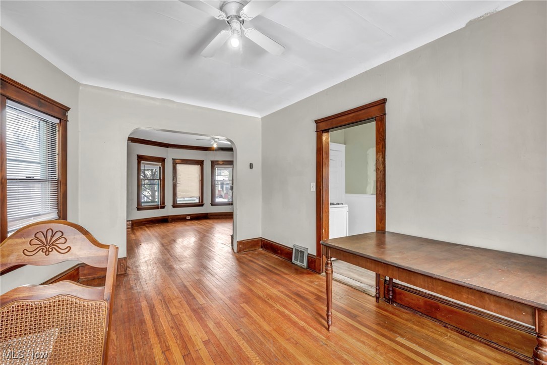 2114 W 85th Street