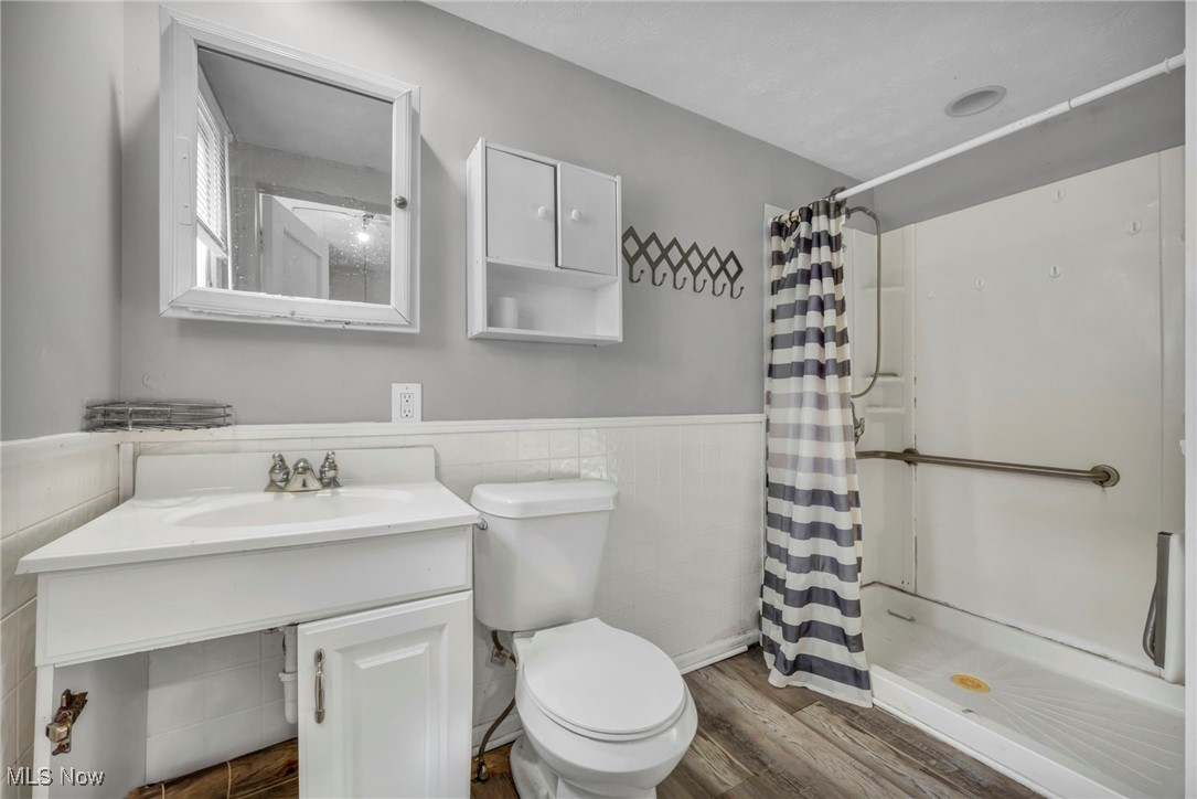 2114 W 85th Street