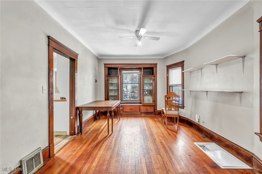 2114 W 85th Street