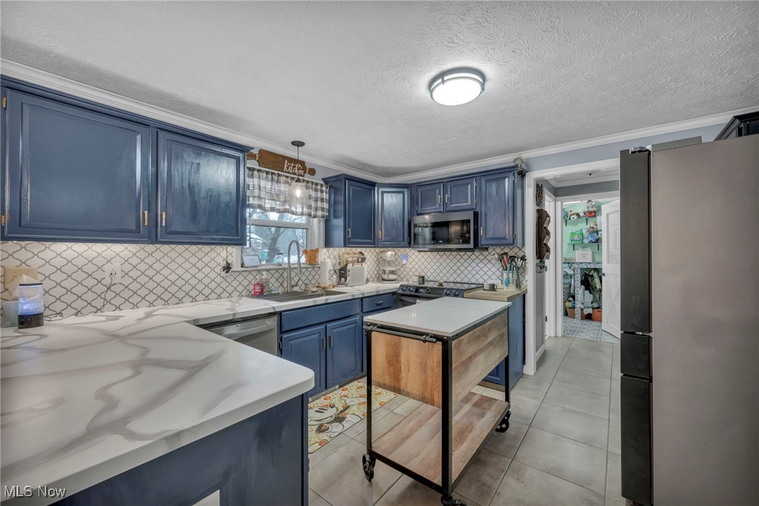 73 Chapel Drive