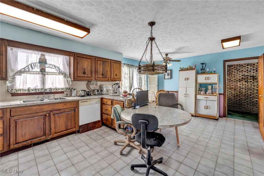 6365 W Smith Road