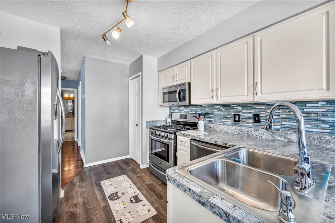 23411 Grist Mill Court 2