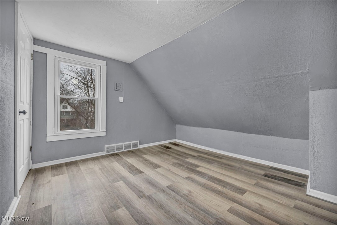 1114 E 112th Street