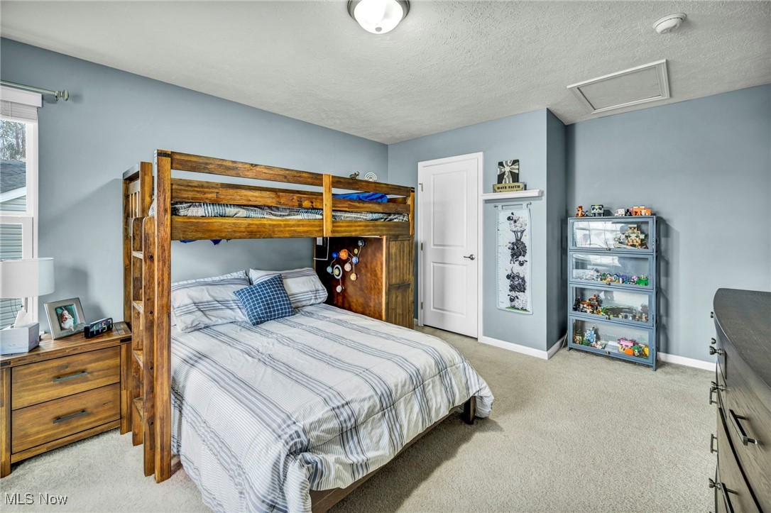 9012 Fallen Timber Trail