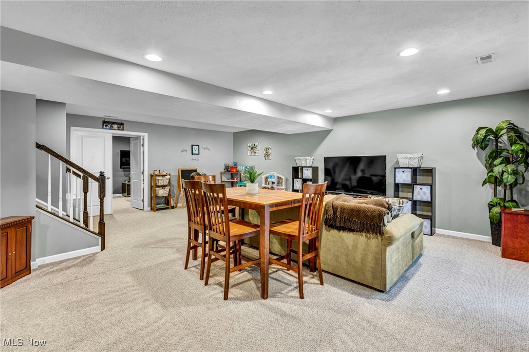 9012 Fallen Timber Trail