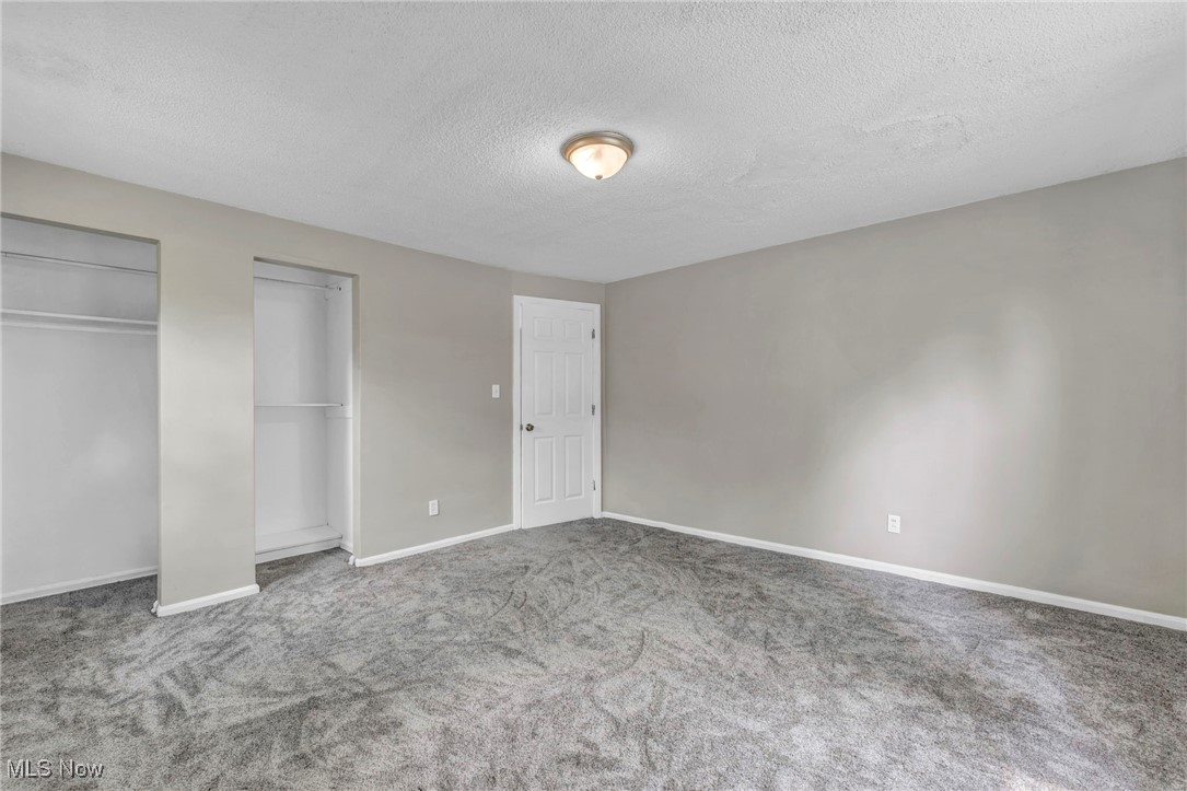 1009 Renfield Road