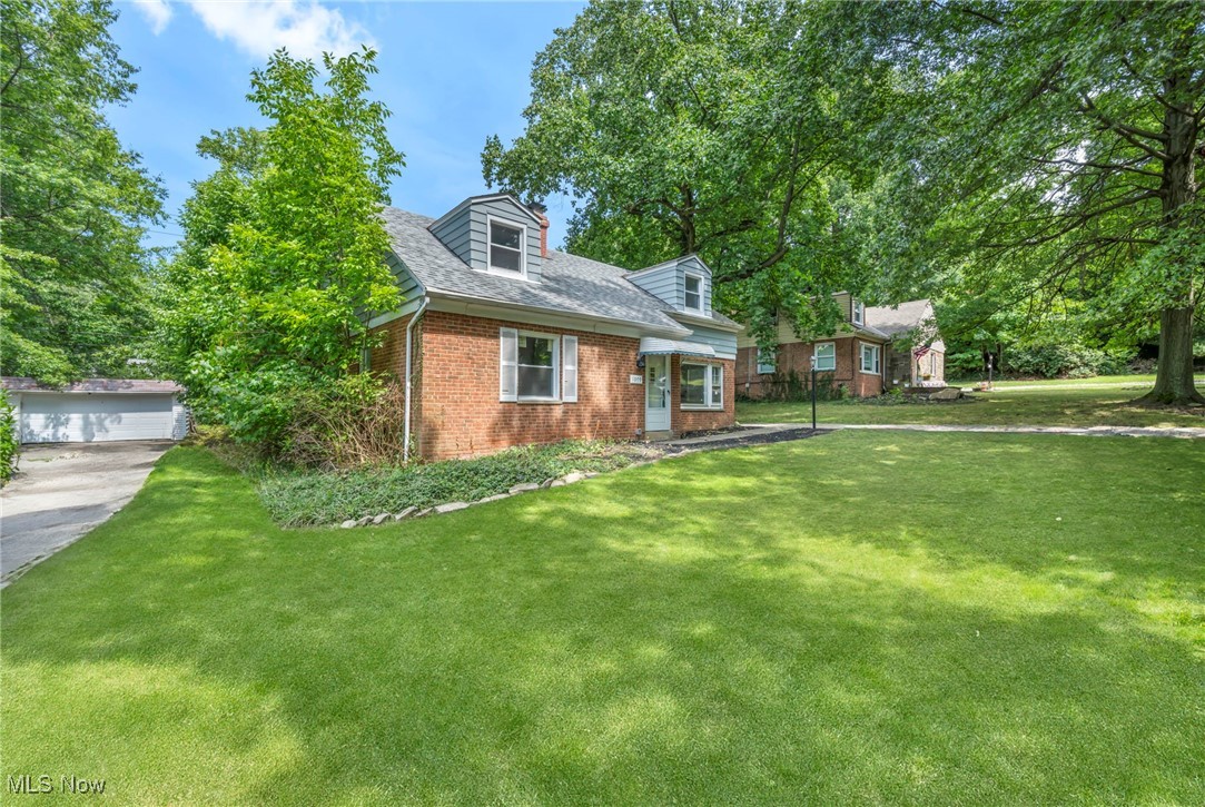 1009 Renfield Road