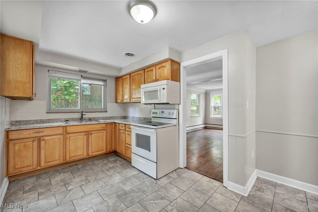 1009 Renfield Road