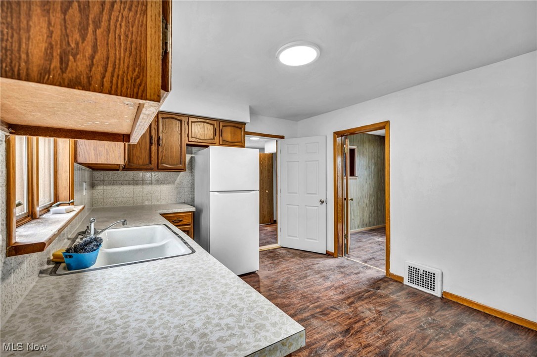 2342 E 29th Street