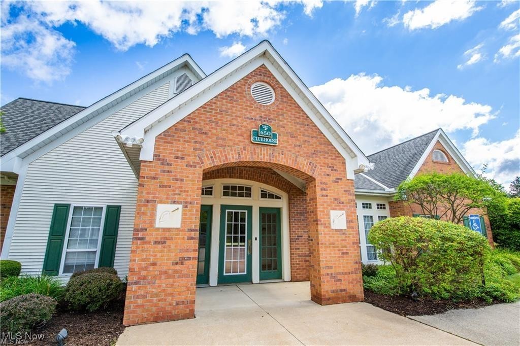 27 Elm Creek Way
