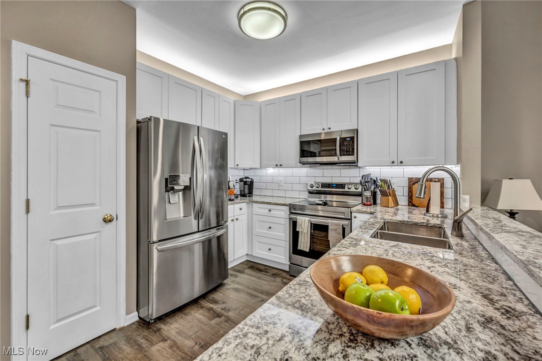 27 Elm Creek Way