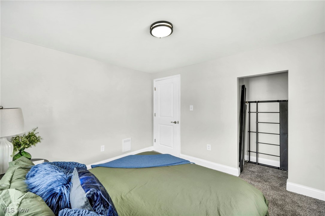 623 W 24th Street
