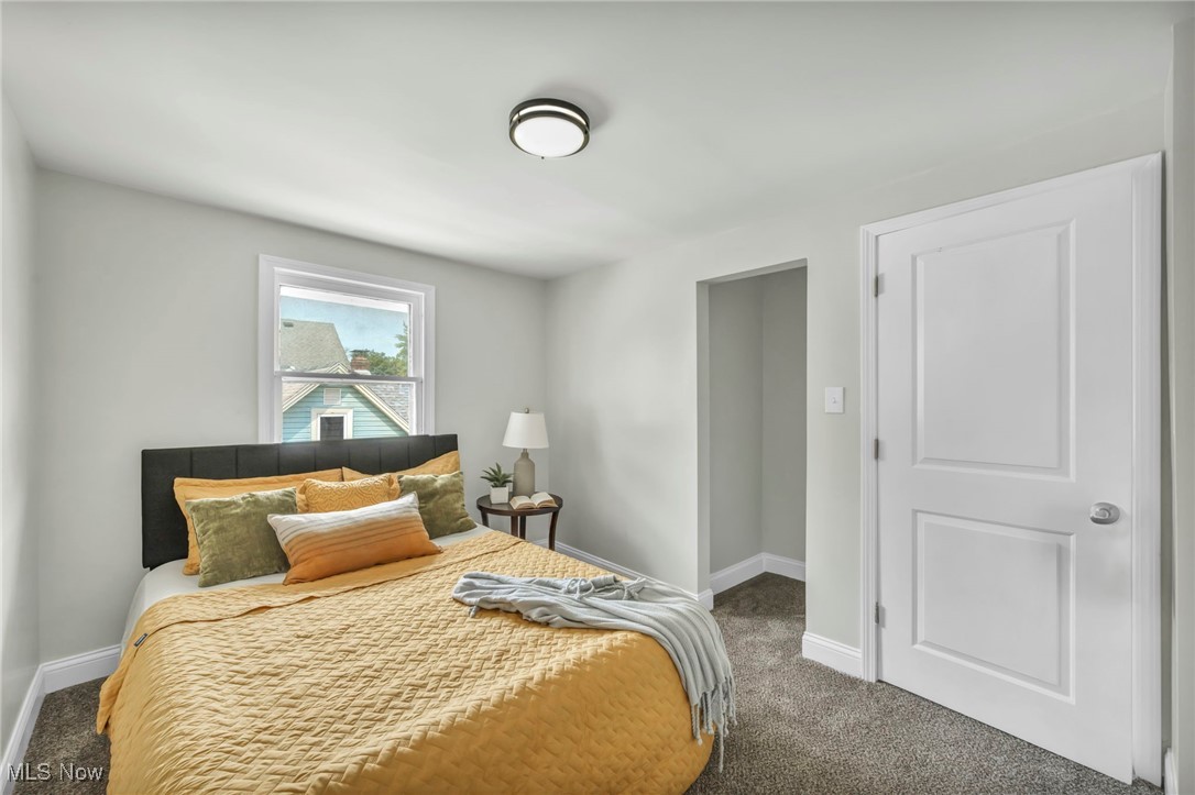 623 W 24th Street