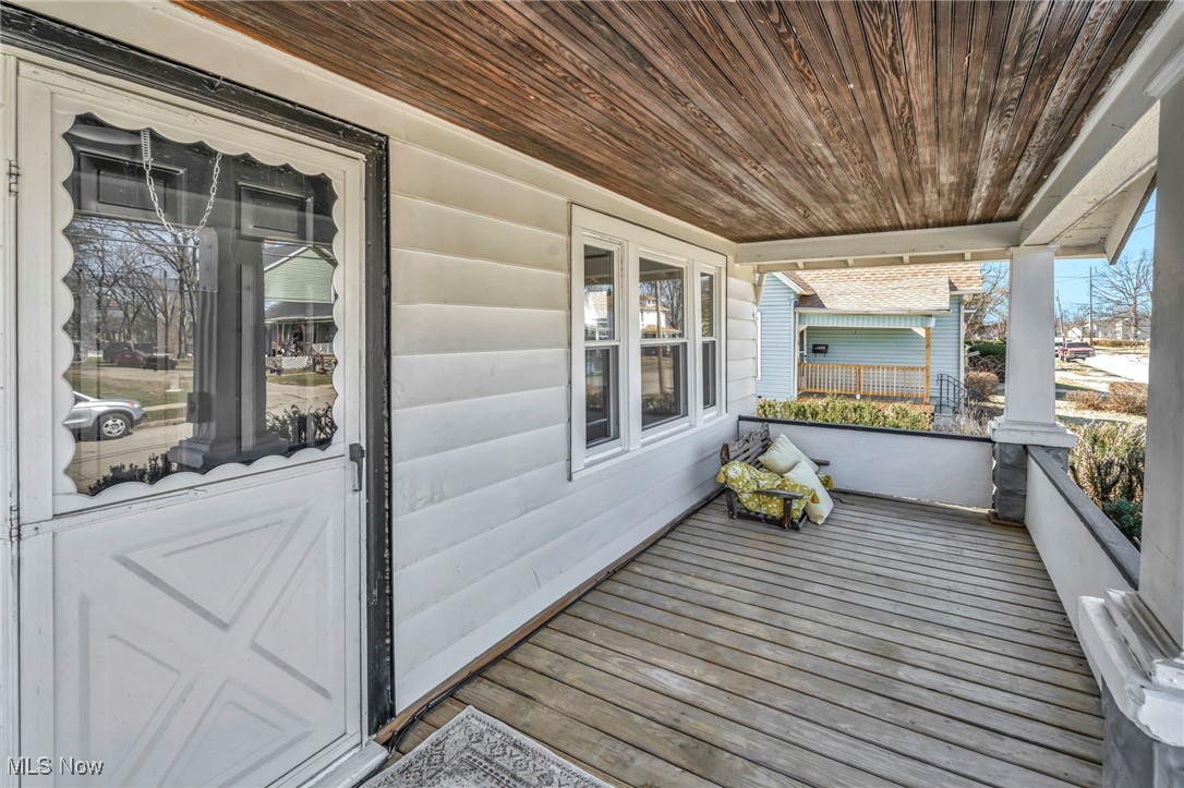 623 W 24th Street