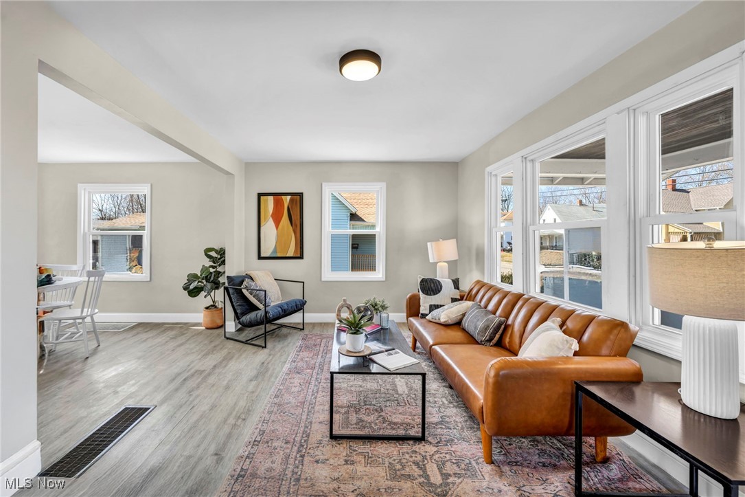 623 W 24th Street