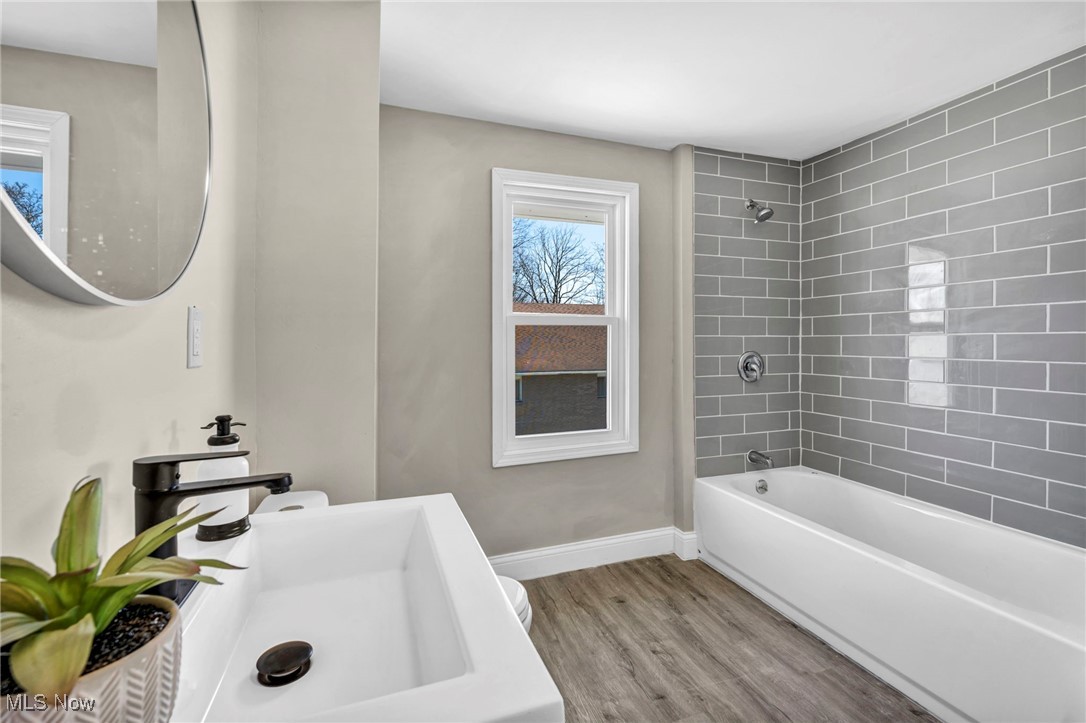 623 W 24th Street