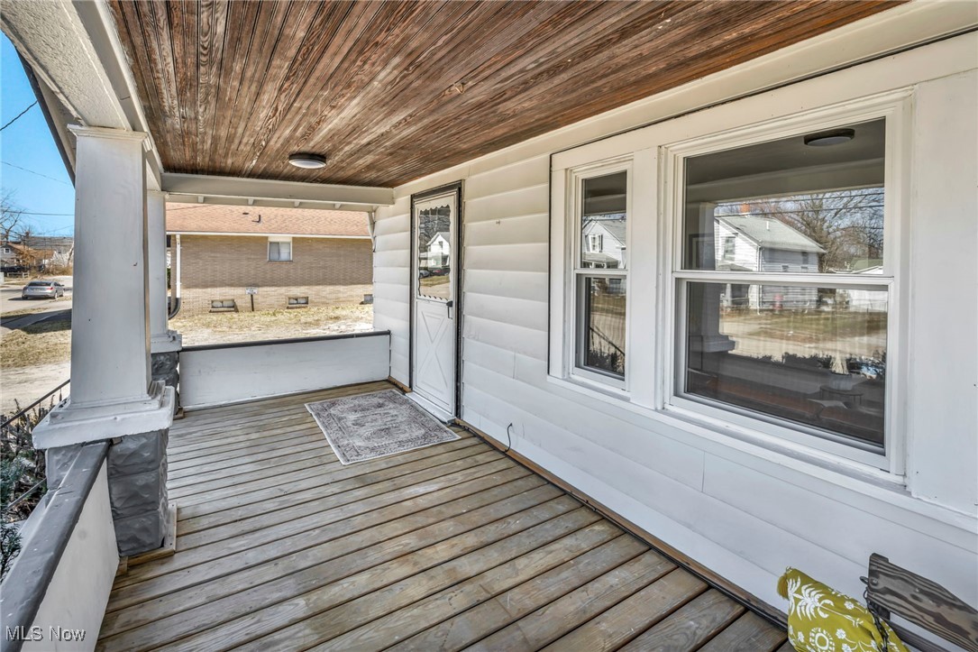 623 W 24th Street