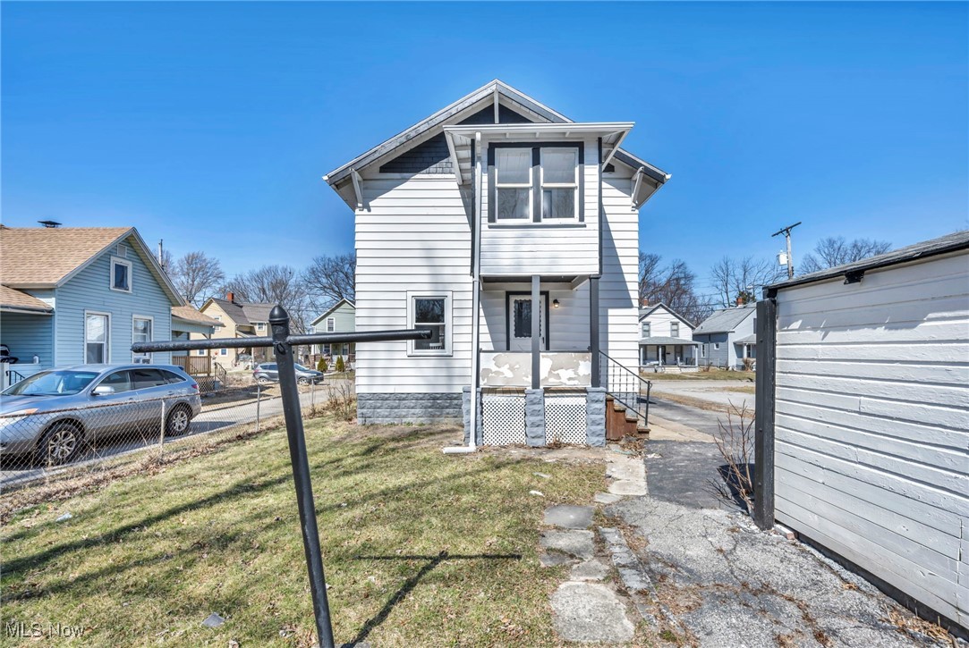623 W 24th Street