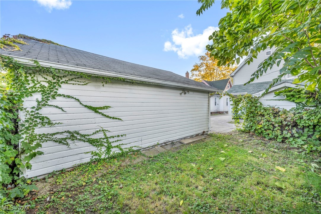 1079 E 68th Street