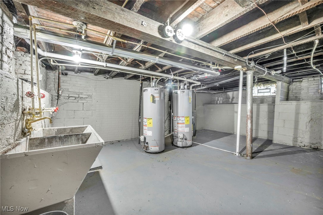 1079 E 68th Street