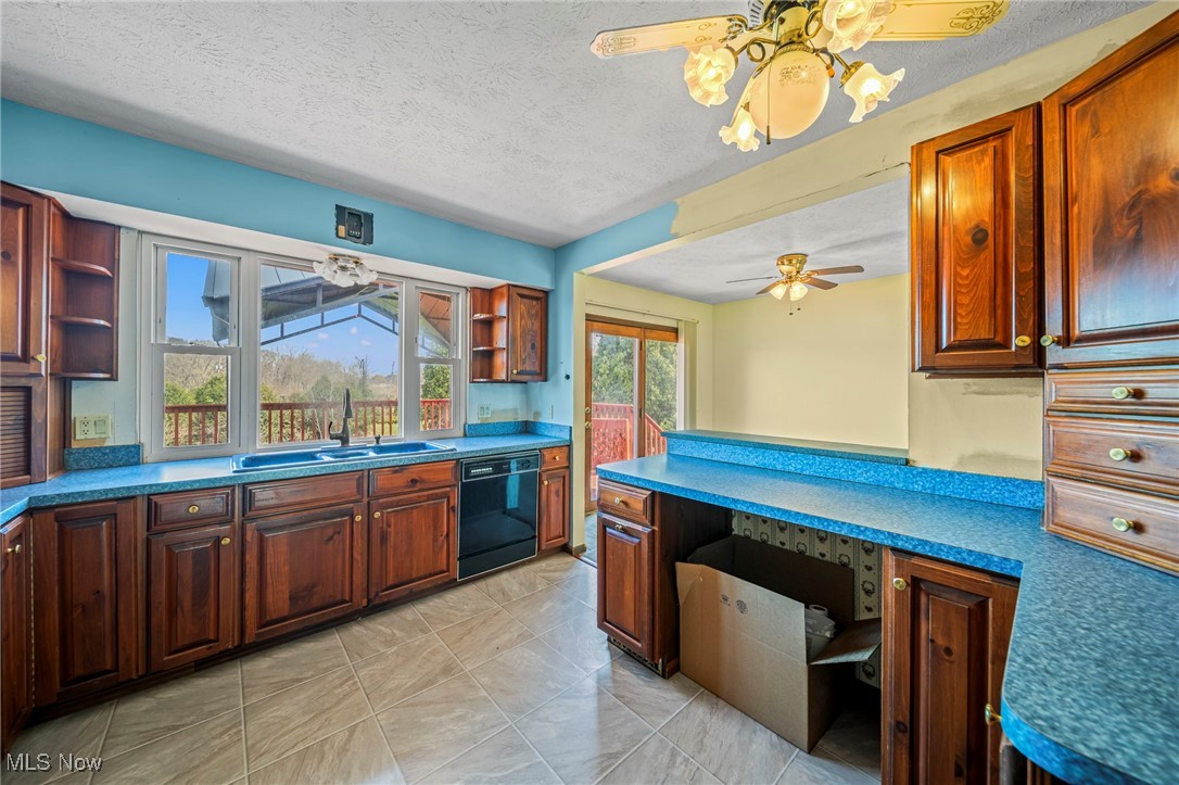 304 Hawk Ridge Drive