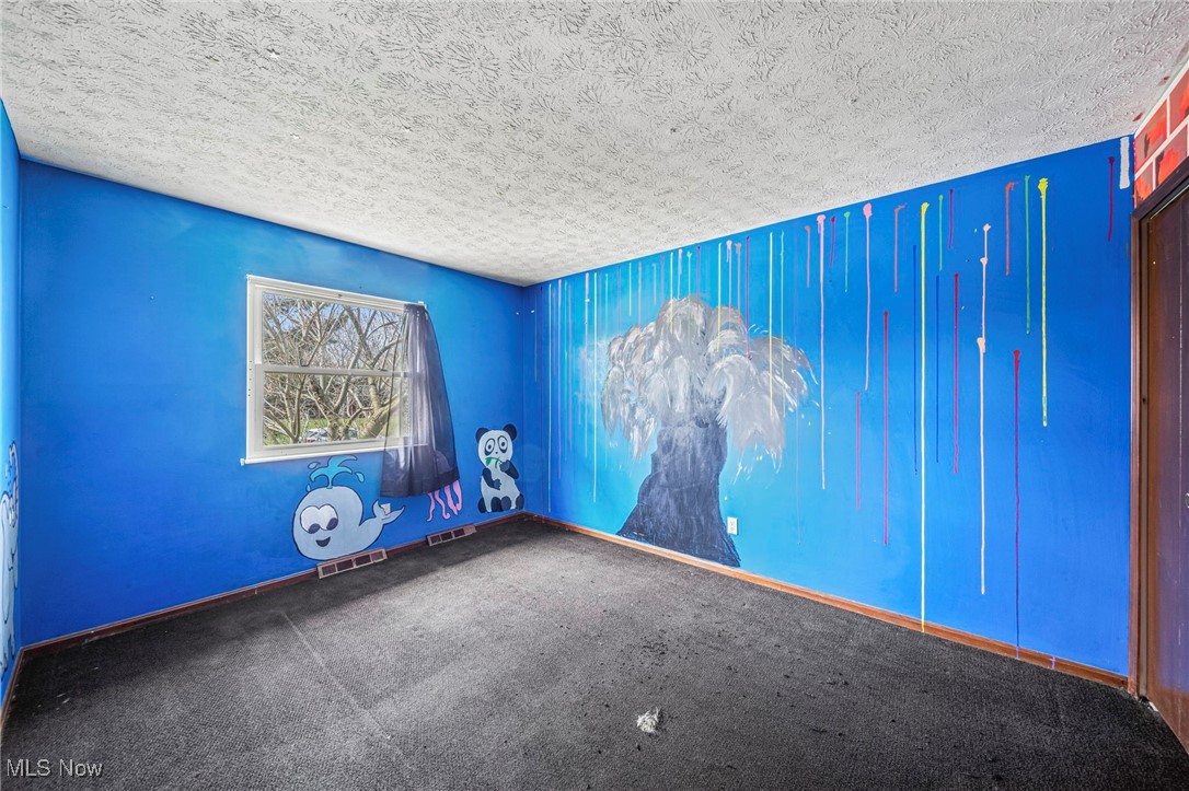 304 Hawk Ridge Drive