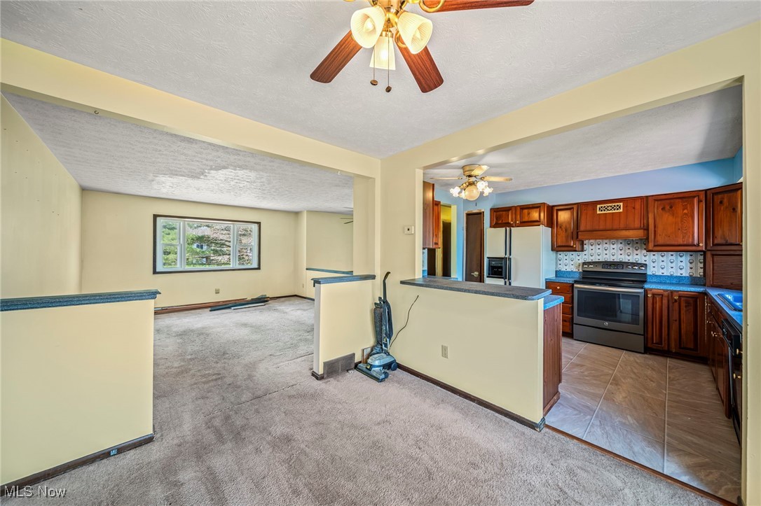 304 Hawk Ridge Drive