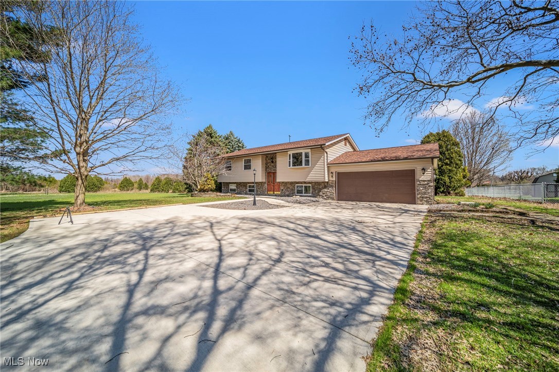 304 Hawk Ridge Drive