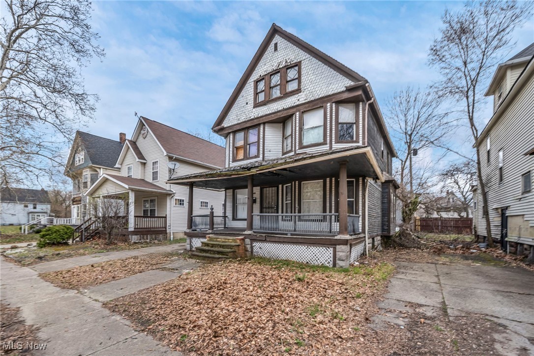 2215 E 81st Street