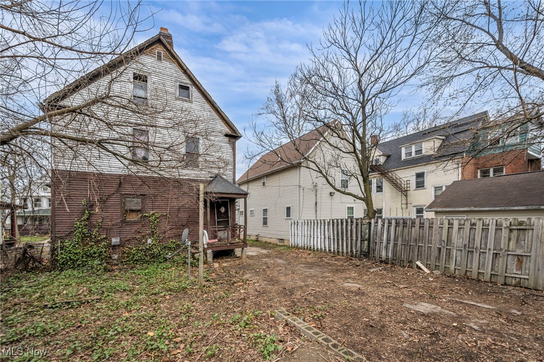 2215 E 81st Street