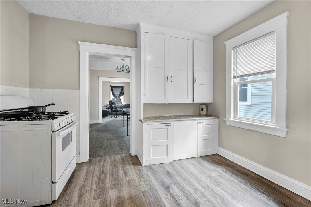3598 W 50th Street