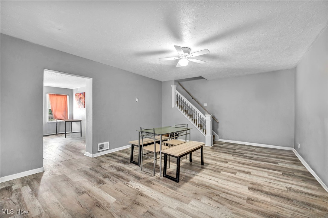 4137 E 59 th Street