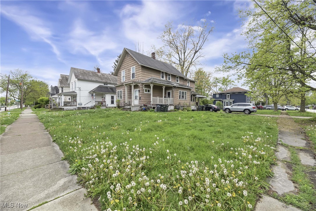 1103 Middle Avenue