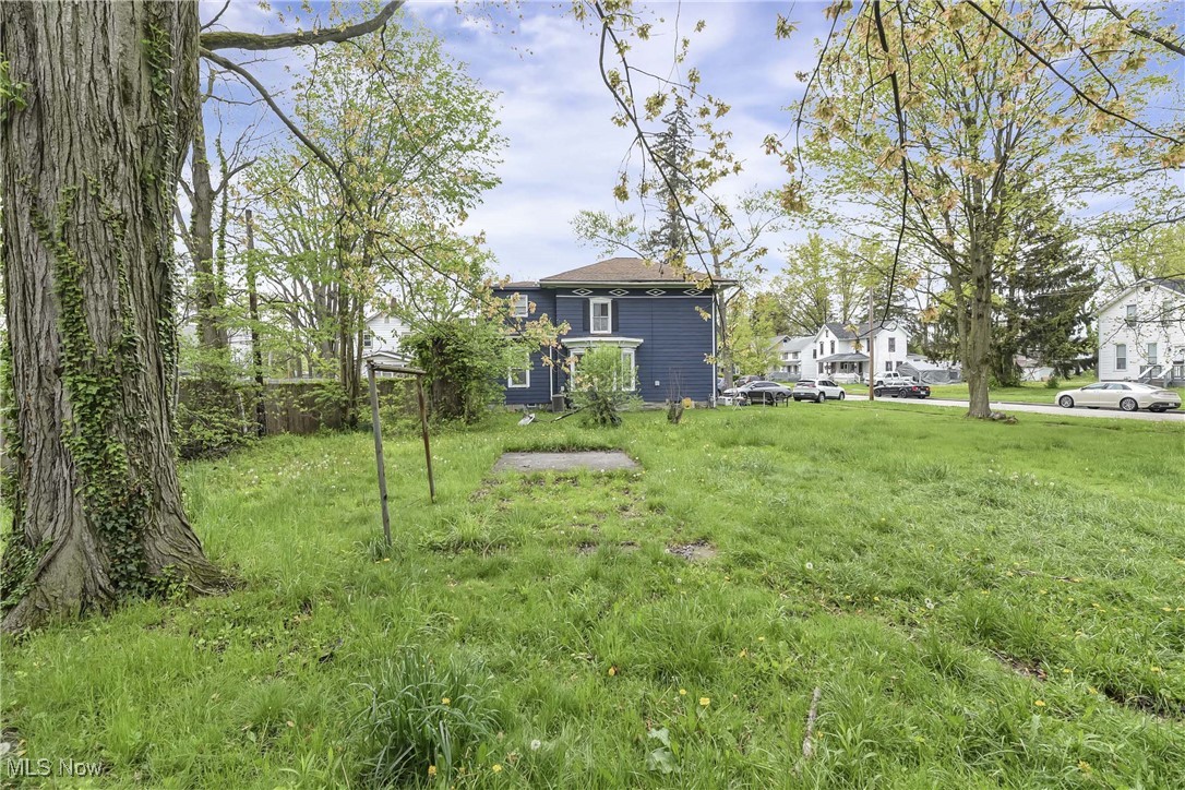 1103 Middle Avenue