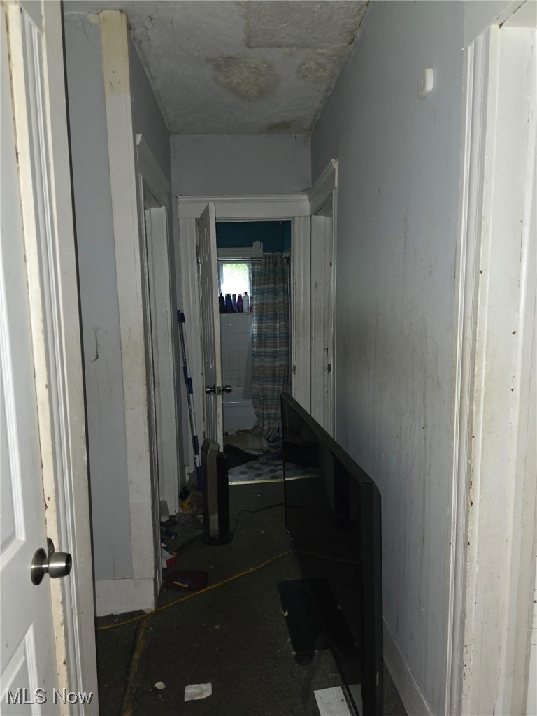 121 Parkview Court