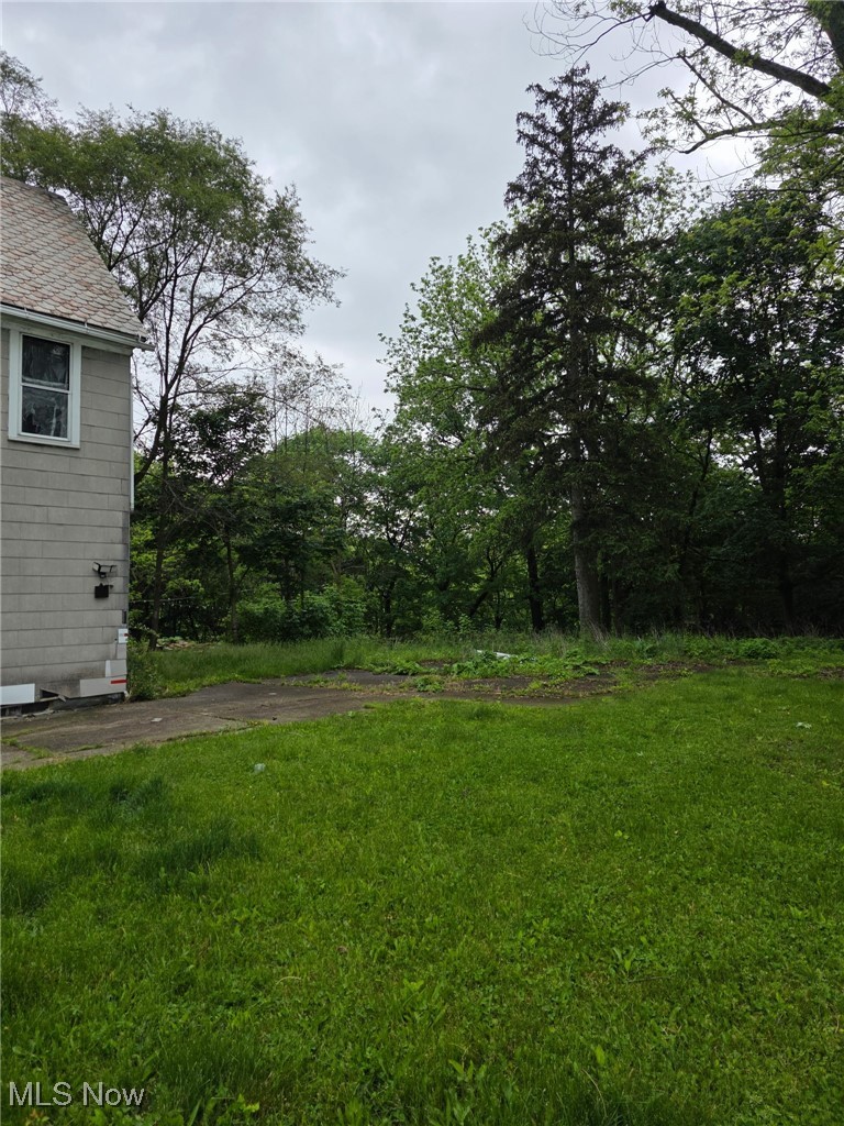 121 Parkview Court