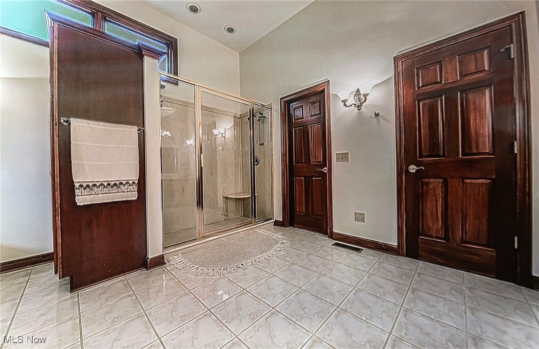 6419 S Rim Circle