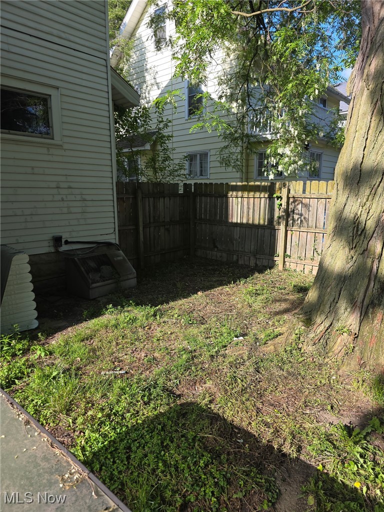 1119 W 11th Street