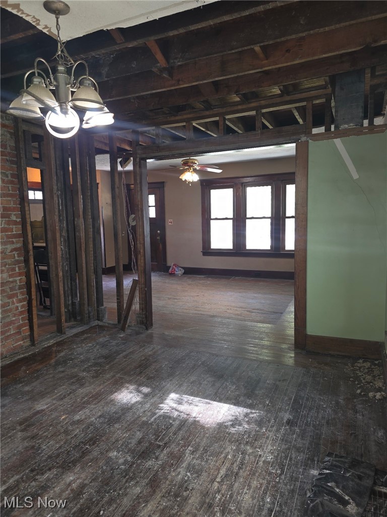 1119 W 11th Street