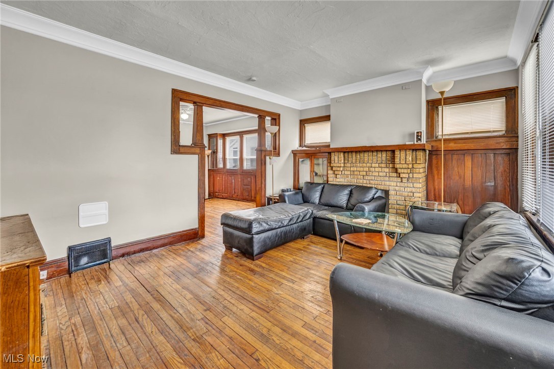423 E 152nd Street