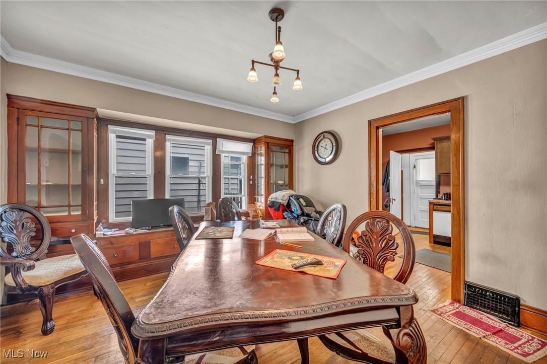3707 W 140th Street