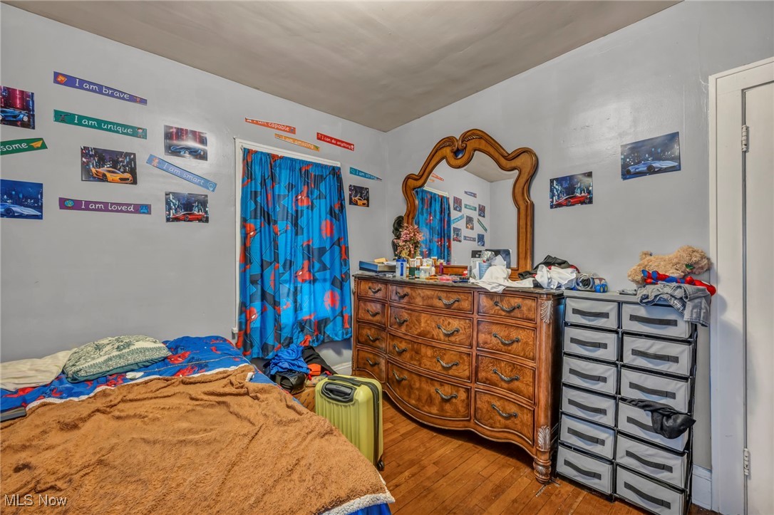 3707 W 140th Street