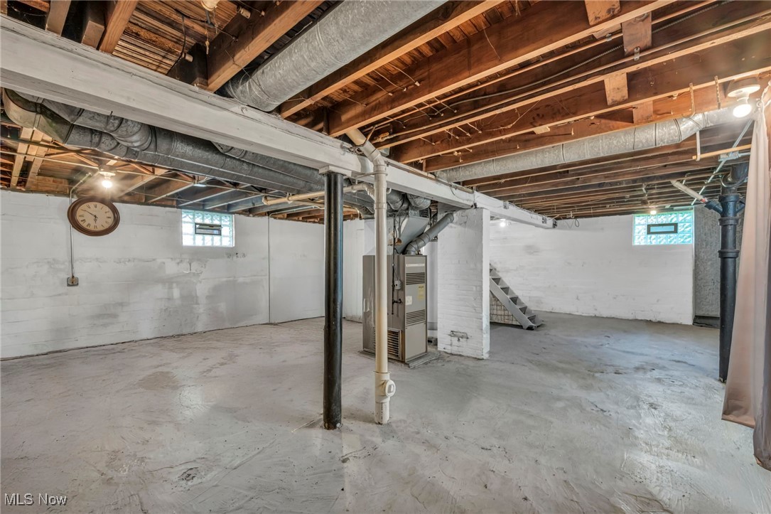 3707 W 140th Street