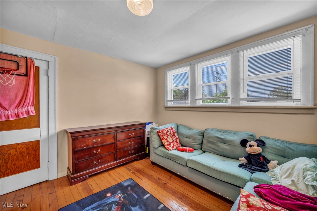 3707 W 140th Street