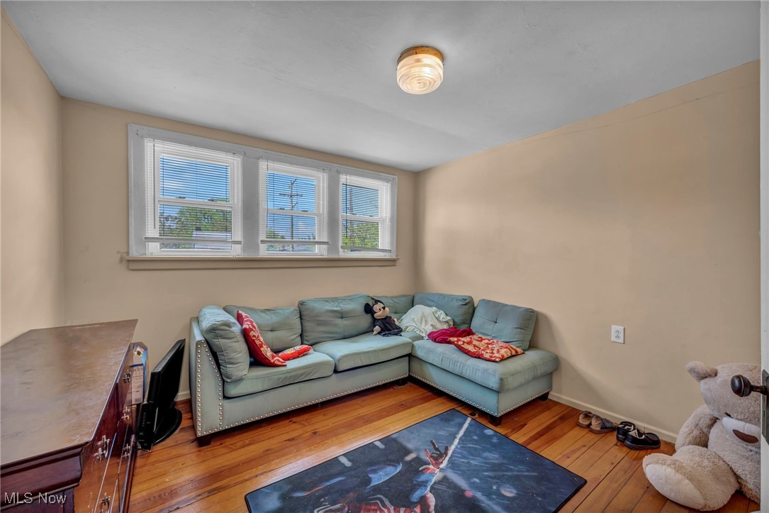 3707 W 140th Street