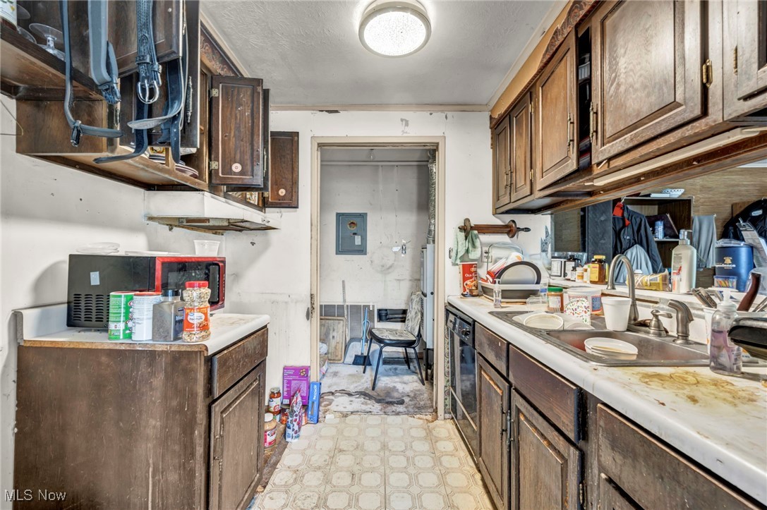 552 turney rd a