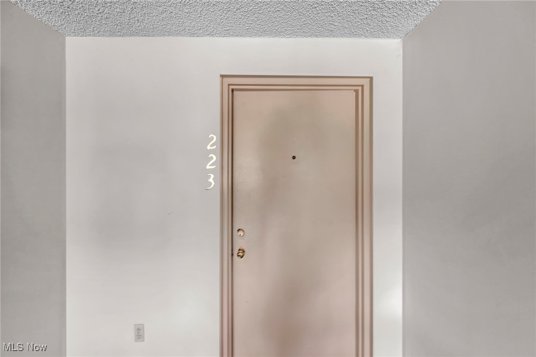 6225 Hidden Creek Creek 223