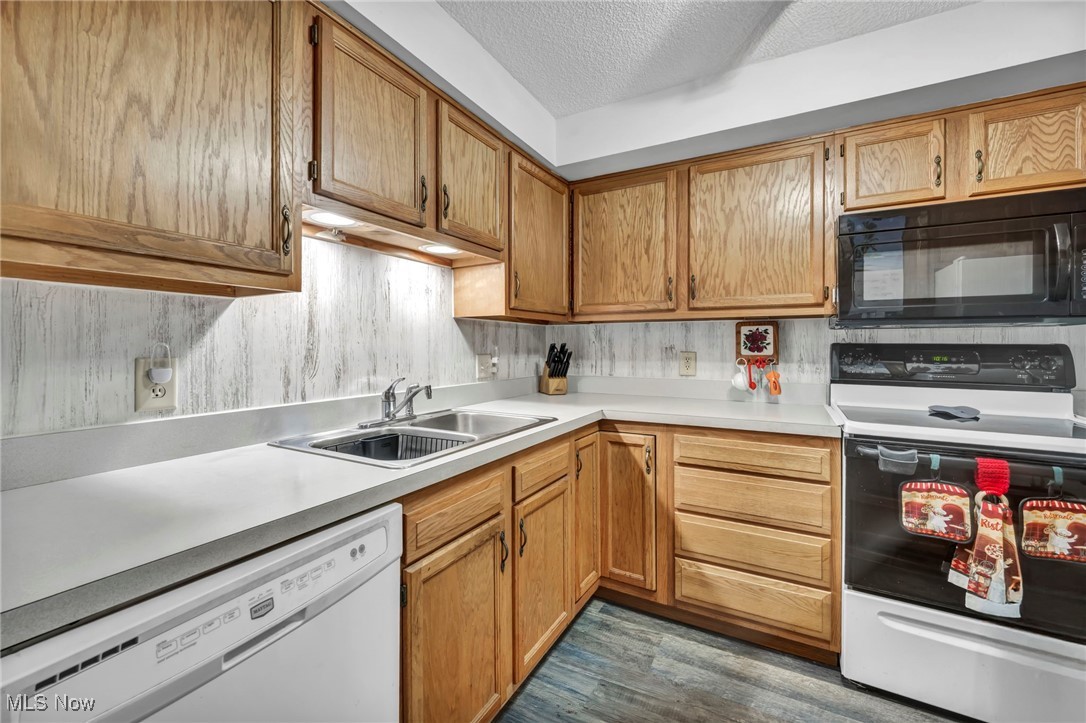 6225 Hidden Creek Creek 223
