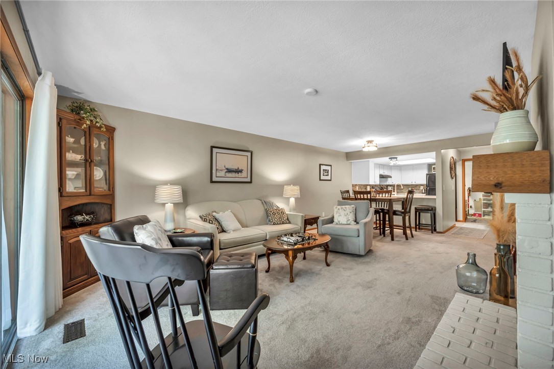 255 Portage Lakes Drive E