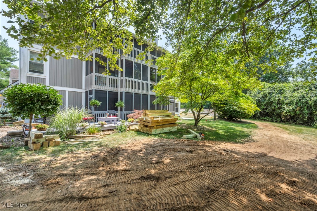 255 Portage Lakes Drive E